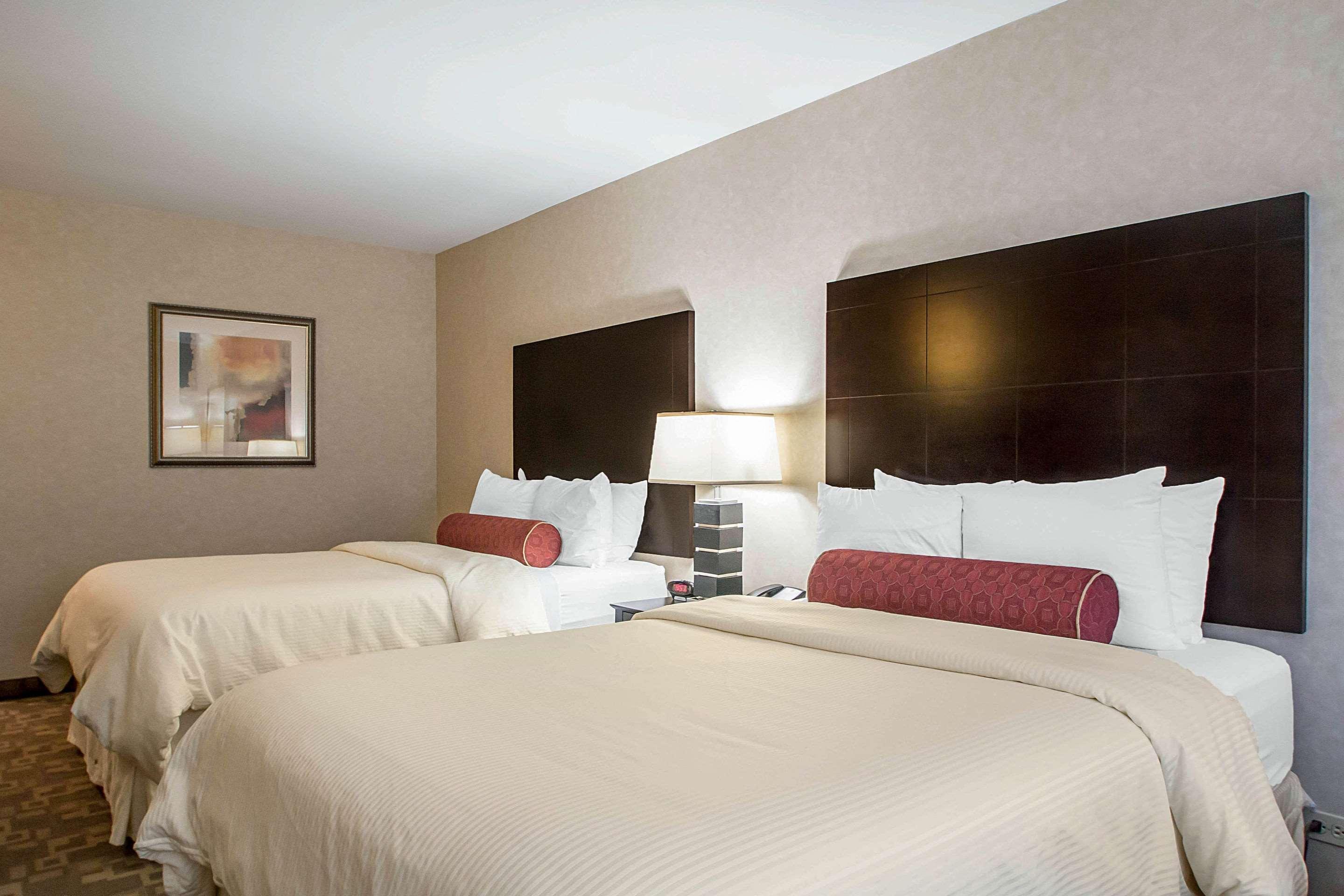 Clarion Inn Elmhurst - Oak Brook Near I-88, I-290, I-294 Buitenkant foto