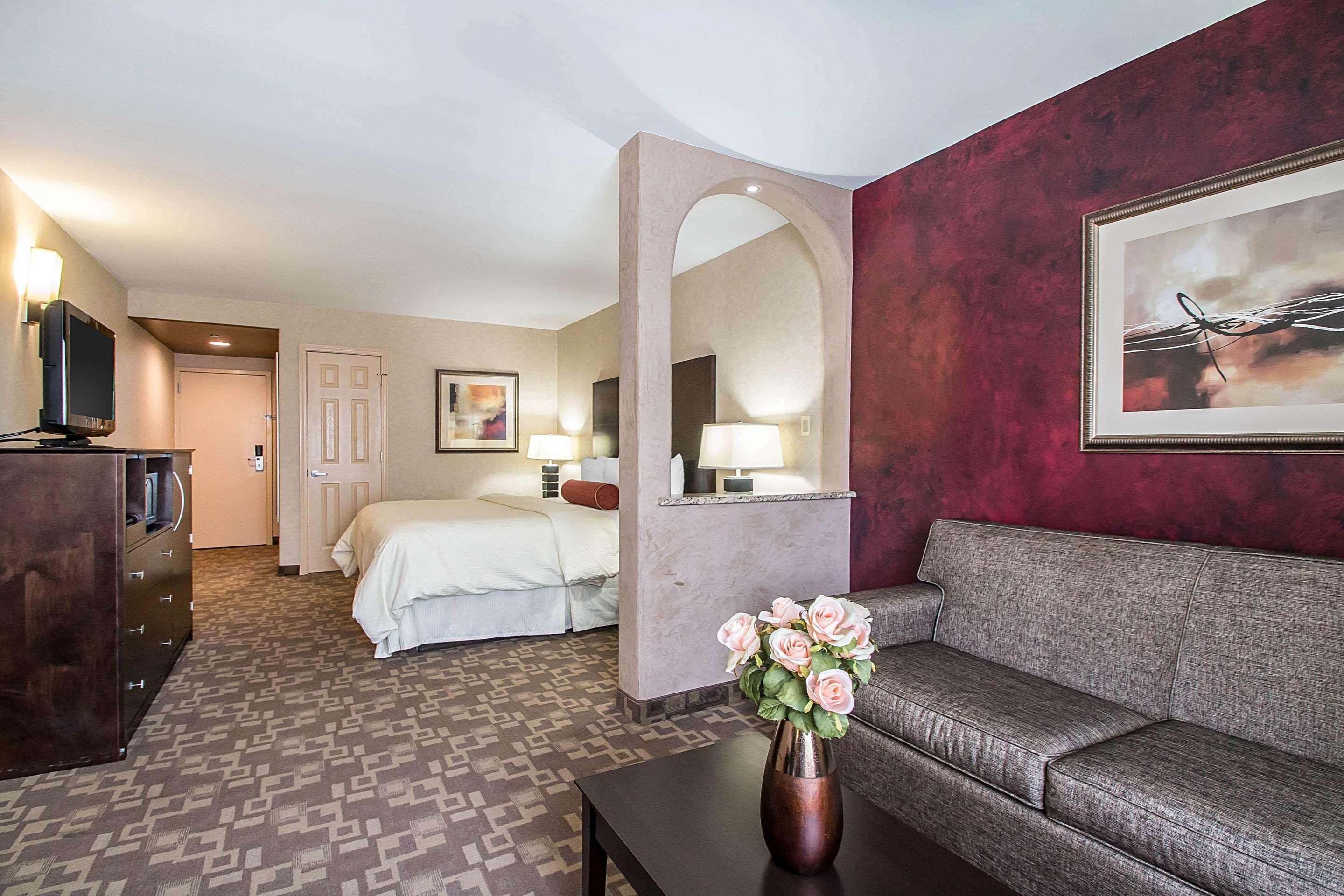 Clarion Inn Elmhurst - Oak Brook Near I-88, I-290, I-294 Buitenkant foto