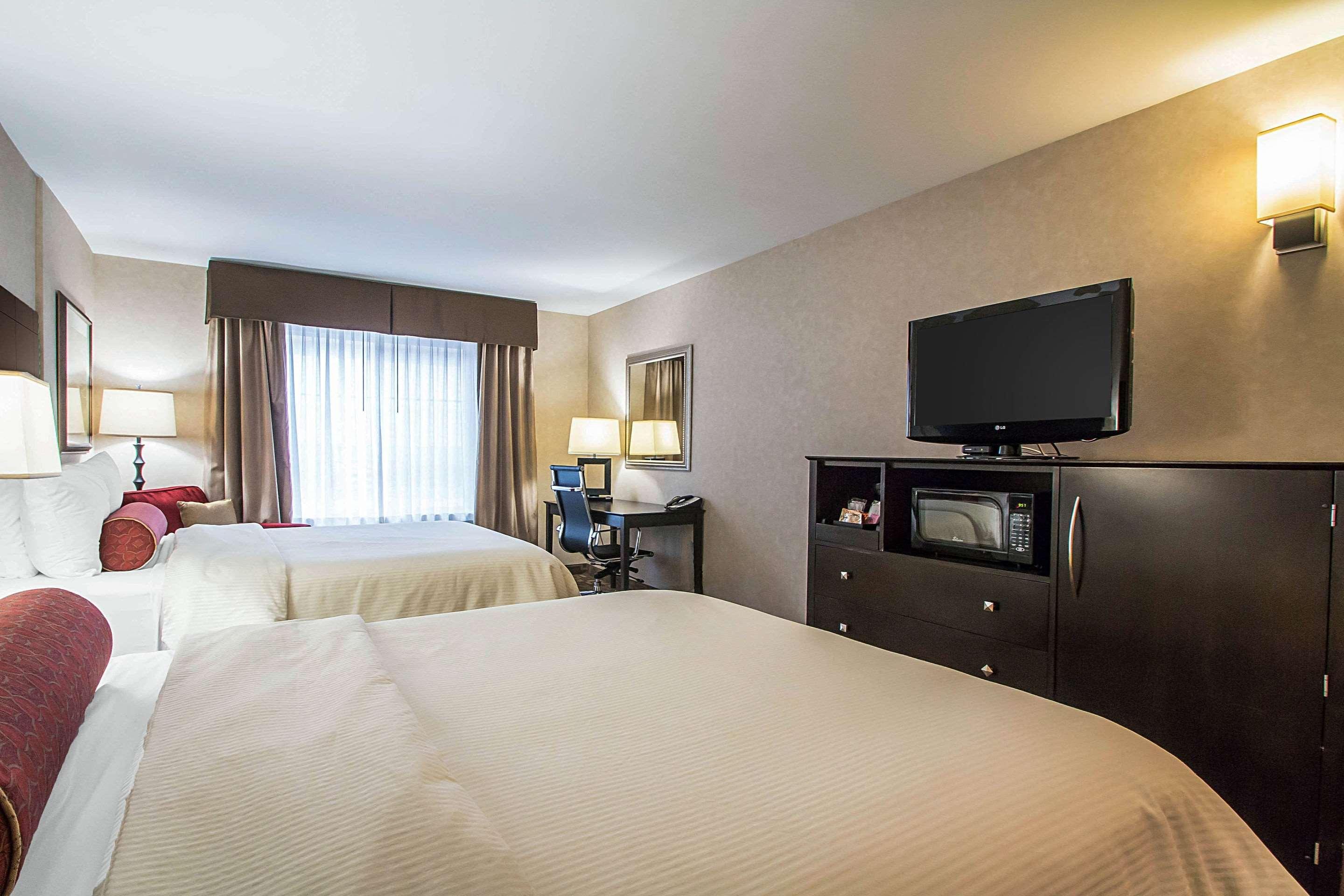 Clarion Inn Elmhurst - Oak Brook Near I-88, I-290, I-294 Buitenkant foto