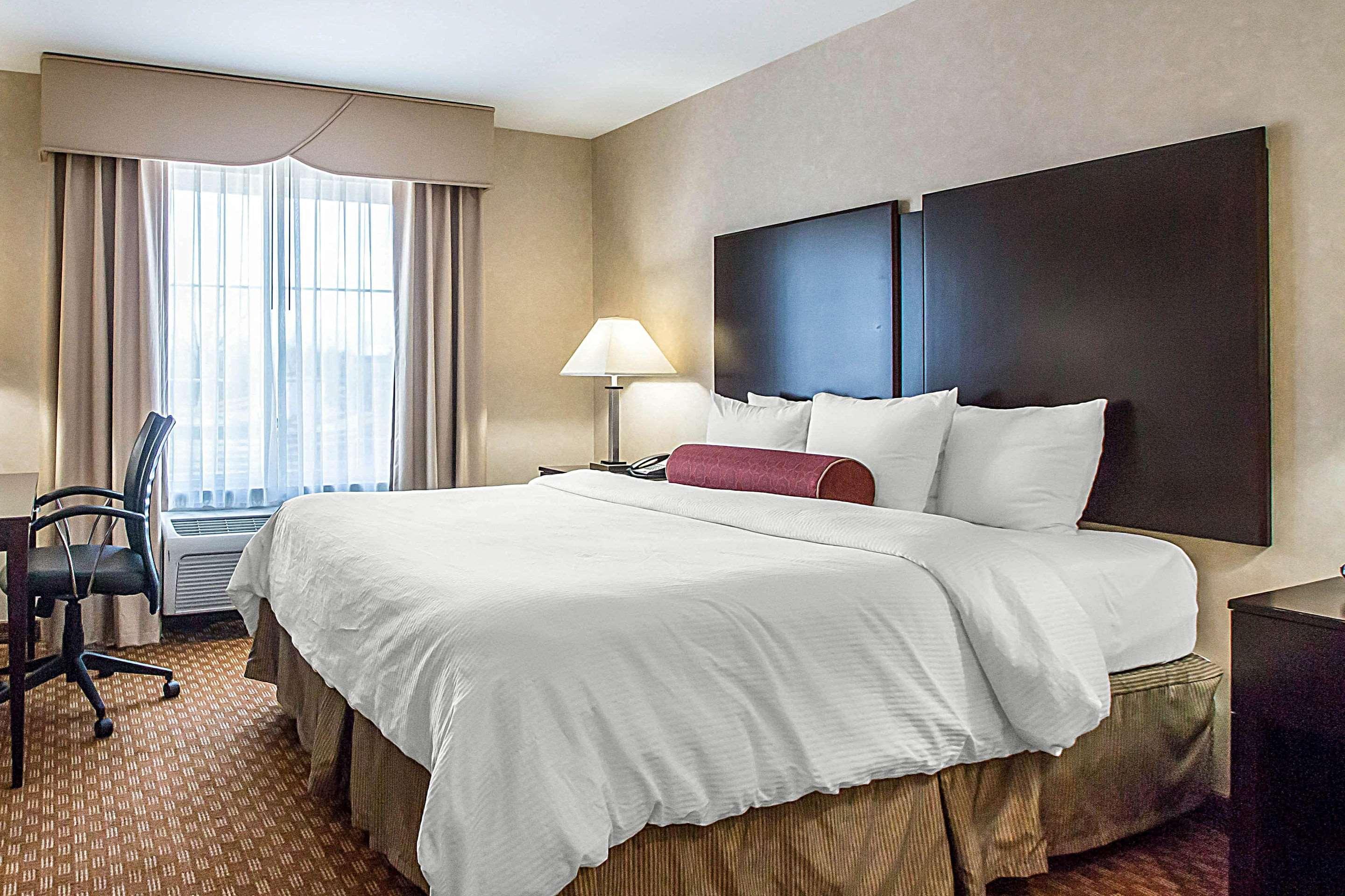 Clarion Inn Elmhurst - Oak Brook Near I-88, I-290, I-294 Buitenkant foto