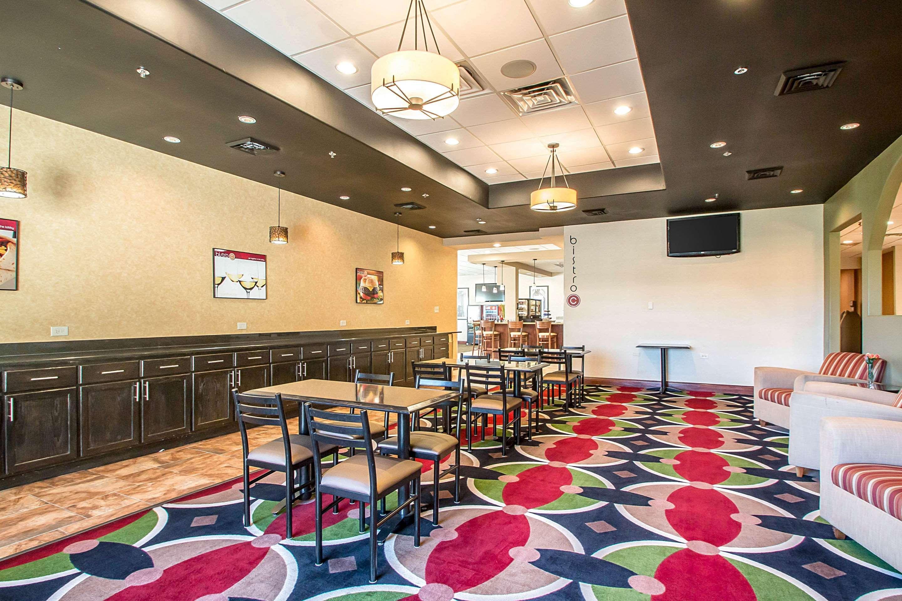 Clarion Inn Elmhurst - Oak Brook Near I-88, I-290, I-294 Buitenkant foto