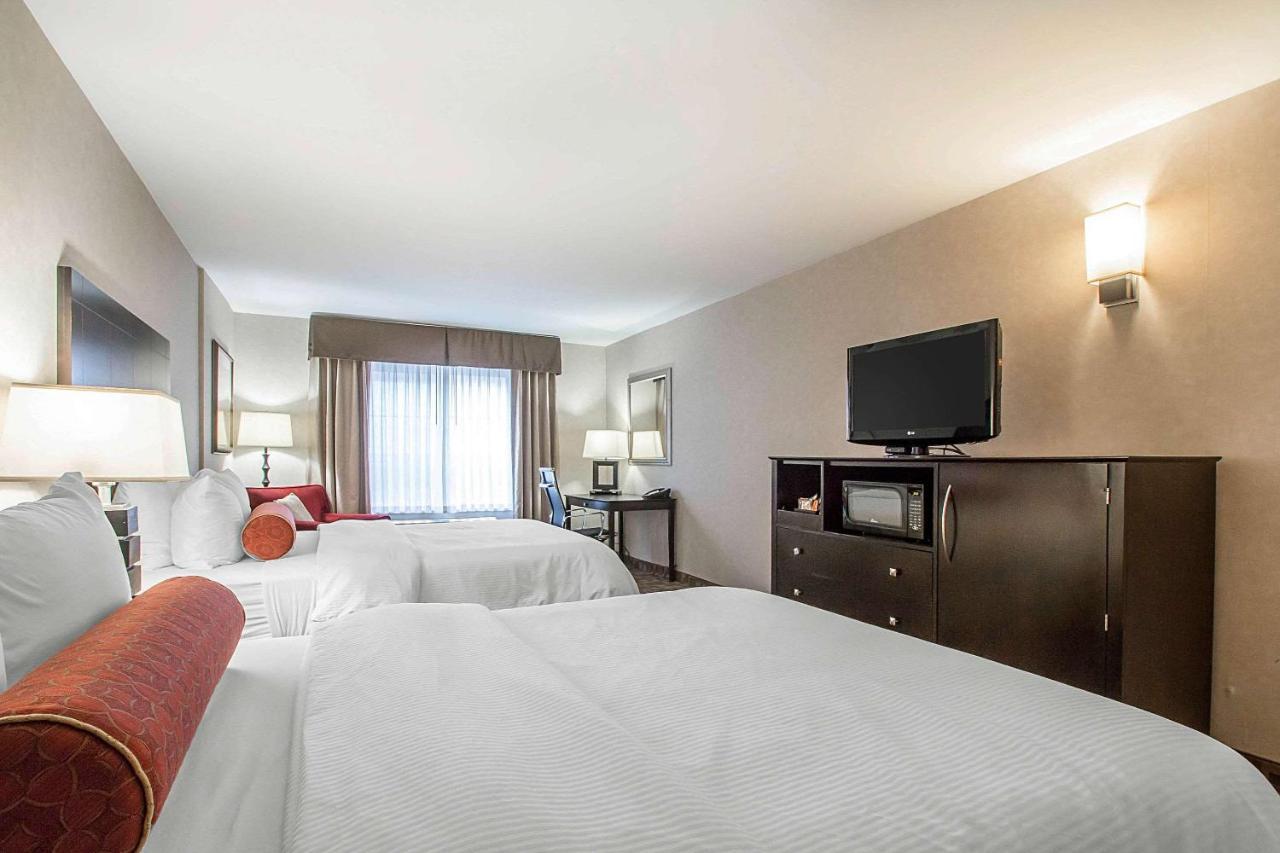 Clarion Inn Elmhurst - Oak Brook Near I-88, I-290, I-294 Buitenkant foto